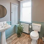 Host & - The Railman's House Prázdninový dům *