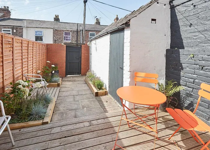 Host & - The Railman's House York